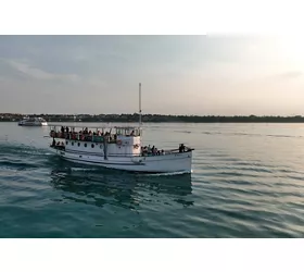 Lago de Garda: Excursión histórica en barco desde Peschiera del Garda