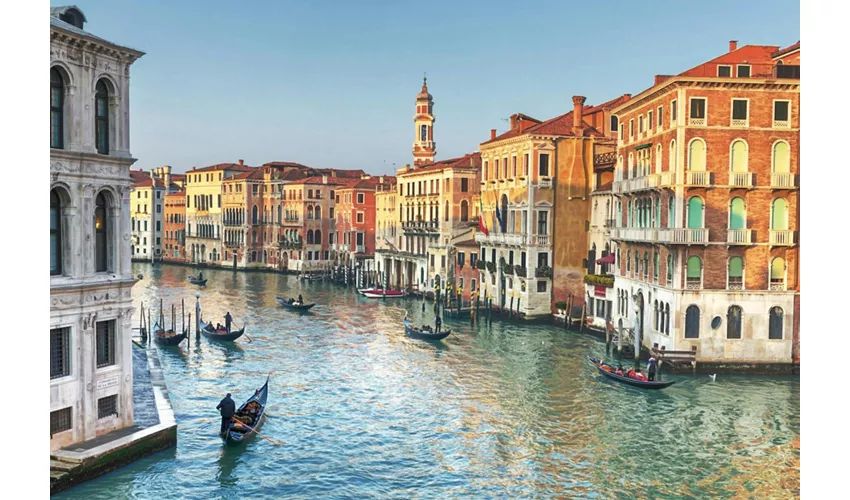 Traditional Gondola Serenade on Grand Canal