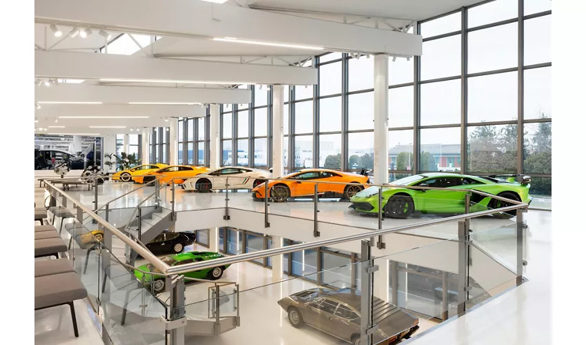 Museo del Automóvil Lamborghini: Entrada + Simulación de conducción