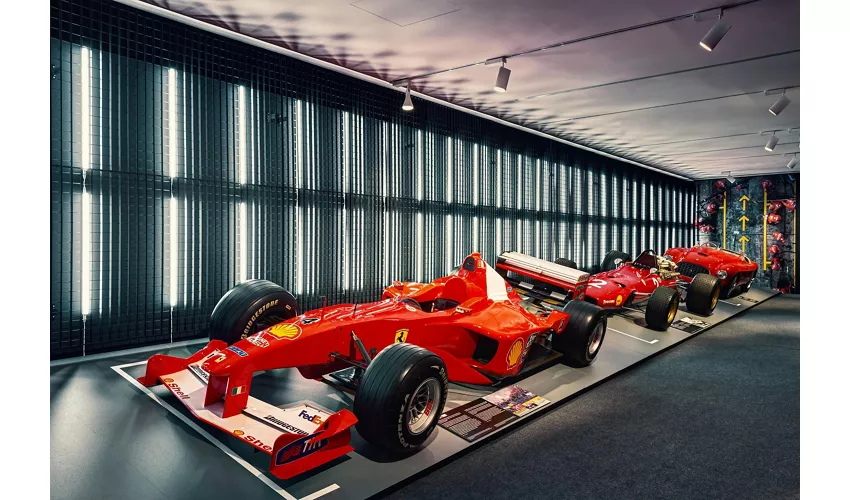 Maranello: Entrada sin colas al Museo Ferrari + Simulador de F1