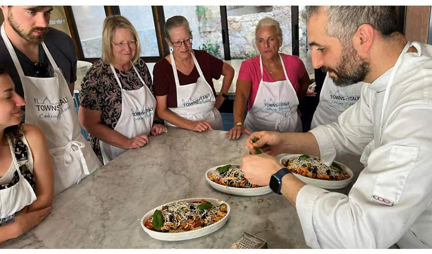 Palermo: Market Tour + Cooking Class + Meal & Unlimited Wine
