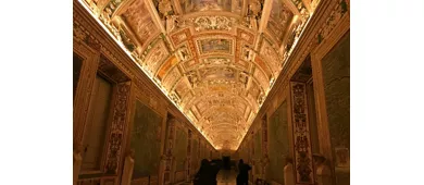 Vatikanische Museen & Sixtinische Kapelle: Fast Track Ticket + Hop-On Hop-Off Bus