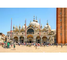 Basílica de San Marcos: Entrada sin colas (sólo Catedral)