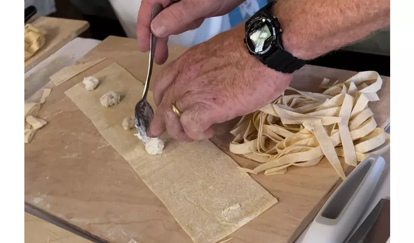 Roma: Corso di cucina di ravioli, fettuccine e tiramisù