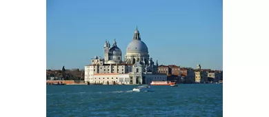 Boat Transfer: Punta Sabbioni to Venice San Marco