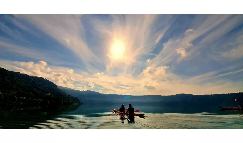 Tour in Kayak sul Lago Albano