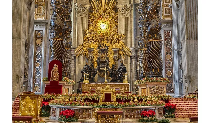 St. Peter's Basilica: Fast Track Entry + Audio Guide