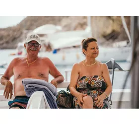 Isla de Ponza: Excursión de un día desde Anzio + Crucero en barco + Comida