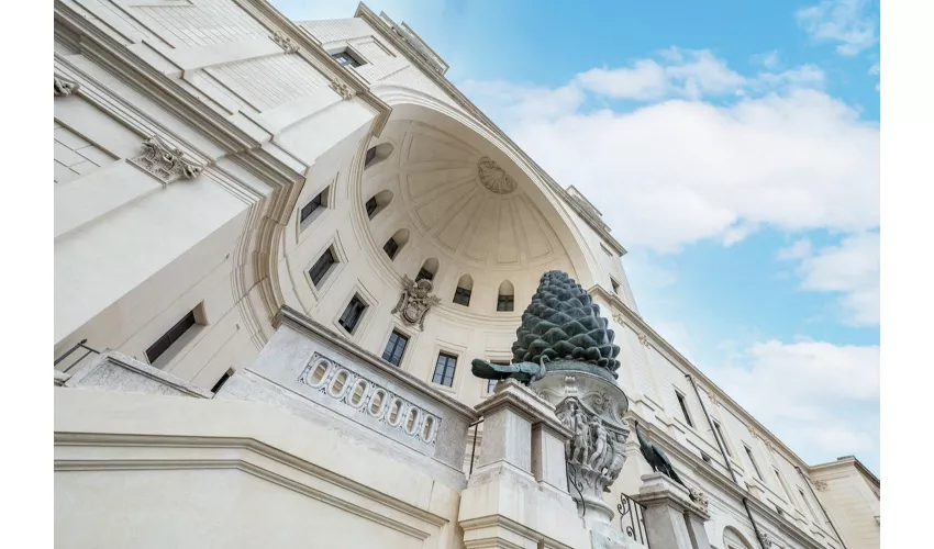 Musei Vaticani e Basilica di San Pietro: Biglietto Fast Track + Visita guidata