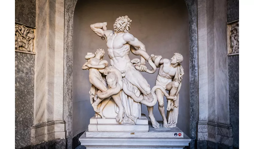 Vatican Museums: Fast Track Ticket + Guided Tour