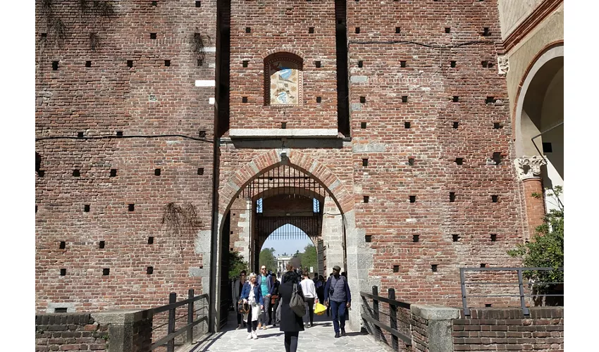 Castillo Sforzesco: Visita guiada + Piedad Rondanini