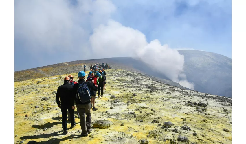 Monte Etna: Excursión a la cima y al cráter por la cara norte