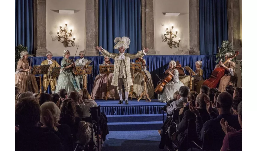 Venice: Classical Concert by I Musici Veneziani + Dinner