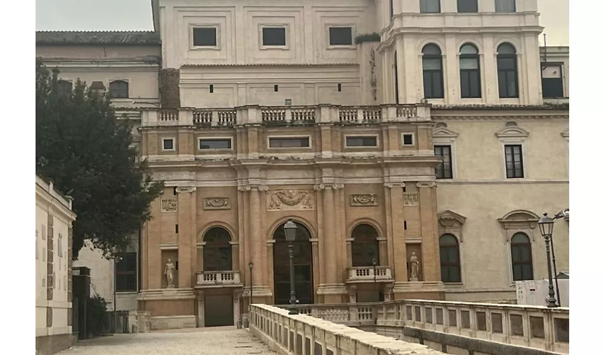 Barberini Palace: Guided Tour & Caravaggio Exhibition