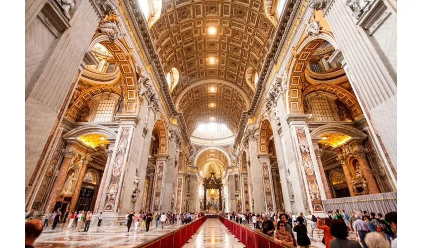 Basilica di San Pietro e Grotte Vaticane: Salita alla cupola + visita guidata