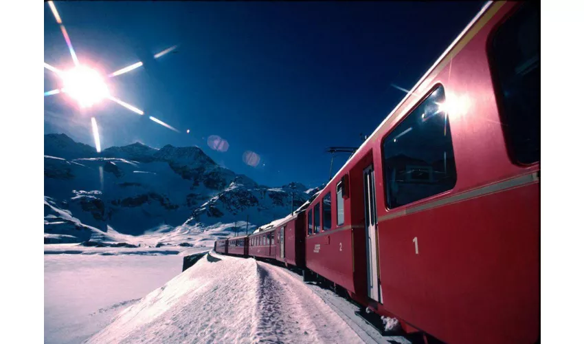 Tren Rojo Bernina: Ida y vuelta desde Milán