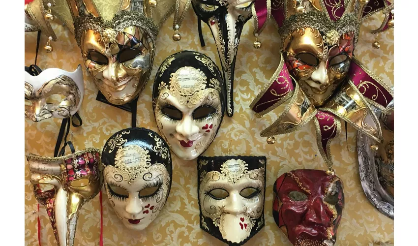 Venice: Mask-Making Tour