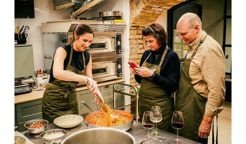 Roma: Clase de cocina de raviolis y tiramisú