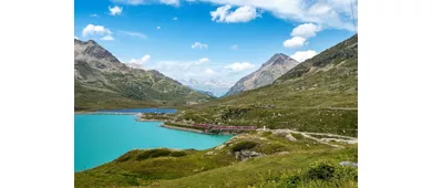 Esperienza del Trenino Rosso del Bernina da Milano