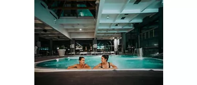 Roseo Euroterme Wellness Resort: 2 ore di piscina termale + aperitivo