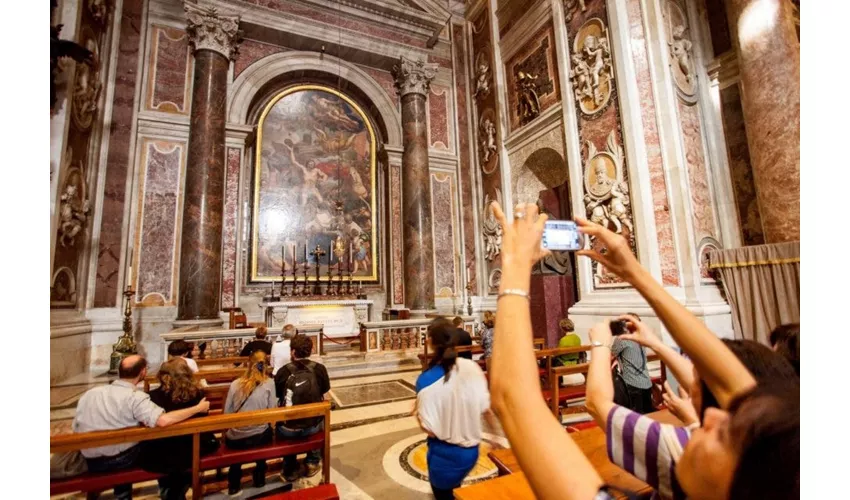 Basilica di San Pietro e Grotte Vaticane: Salita alla cupola + visita guidata