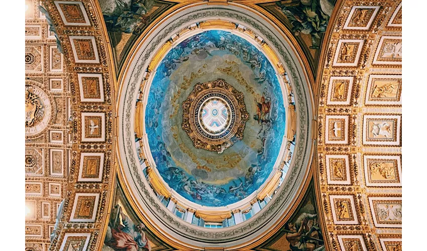 St. Peter's Basilica: Fast Track Entry + Audio Guide