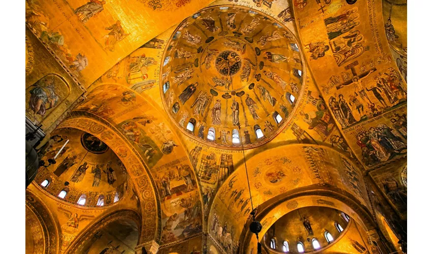 Doge’s Palace & St. Mark’s Basilica: Tour + Skip The Line With Basilica Terrace