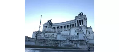 Altar of the Fatherland: Glass Elevator Skip The Line Ticket + Audio App