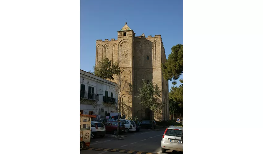Castillo de Zisa: Entrada