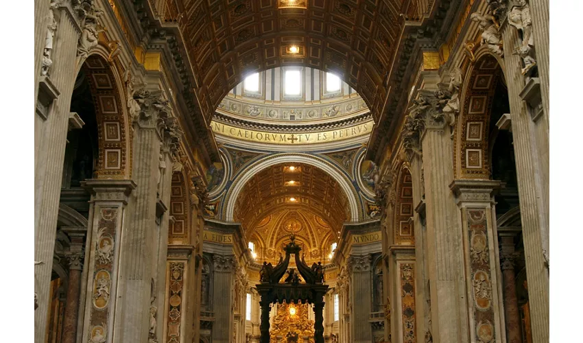 St. Peter's Basilica: Early Morning Guided Tour + Dome & Vatican Grottoes Access