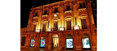 Palacio de Riso: Entrada