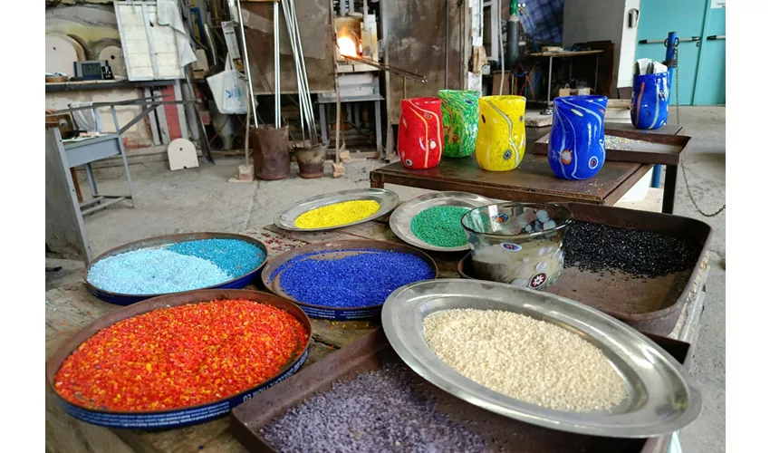 Murano: Dimostrazione di soffiatura artistica del vetro con regalo di vetro