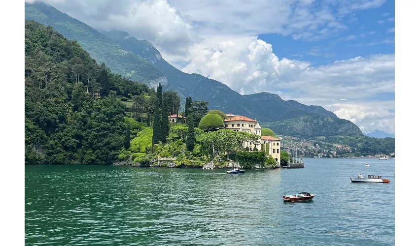 Como, Bellagio y Varenna: Visita guiada en grupo reducido desde Milán + paseo en barco