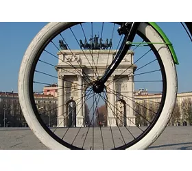 Milan: City Bike Tour