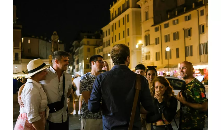 Rome: Ghosts & Legends Guided Walking Tour