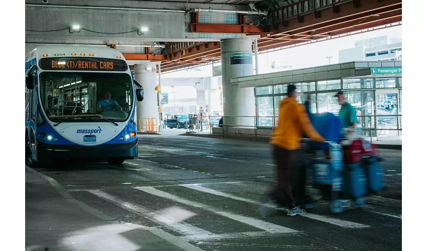 Aeropuerto de Bérgamo: Autobús de ida del Aeropuerto ( (BGY) a Milán Central