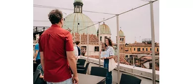 Venice: Guided Rooftops Tour + Prosecco Tasting