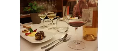 Roma: Degustazione guidata di vini + cena