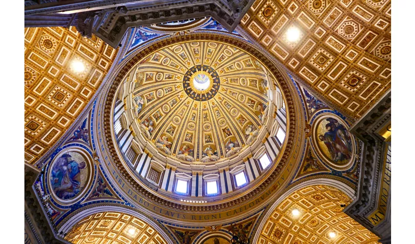 Basilica di San Pietro, Cupola e Grotte Vaticane: Tour guidato per piccoli gruppi