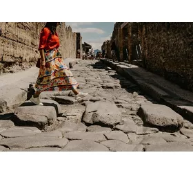 Pompeii: Small Group Guided Tour from Rome + Roundtrip High Speed Train