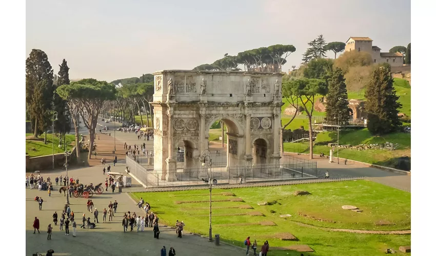 Colosseo, Foro Romano e Palatino + Tour guidato