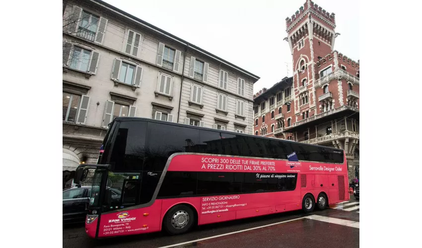 Serravalle Designer Outlet: Viaje de ida y vuelta desde Milan