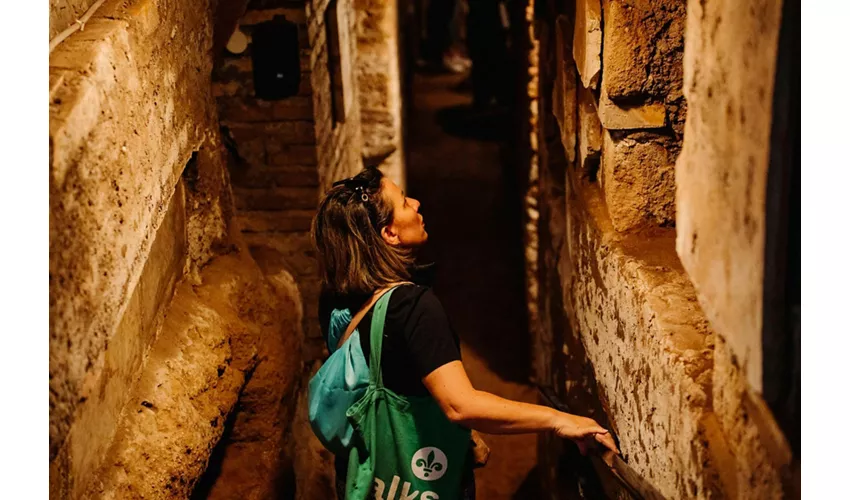 Roma: Visita subterránea guiada con entrada a las Catacumbas y a la Cripta de los Huesos
