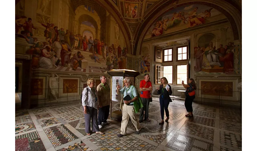 Musei Vaticani e Basilica di San Pietro: Biglietto Fast Track + Visita guidata