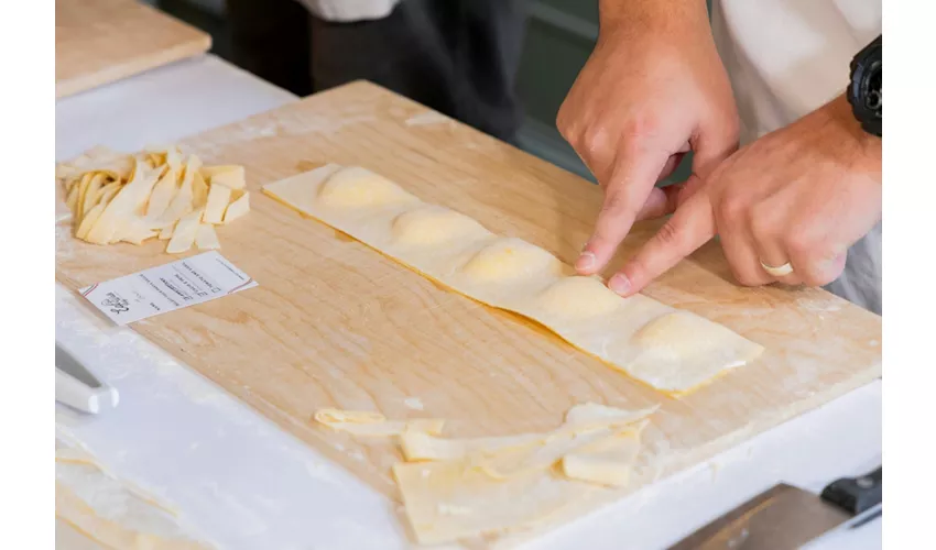Roma: Clase de cocina de raviolis, fettuccine y tiramisú