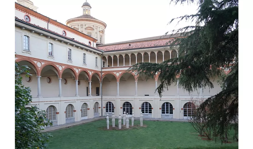 Museo Nacional de la Ciencia y Tecnología Leonardo da Vinci: Entrada