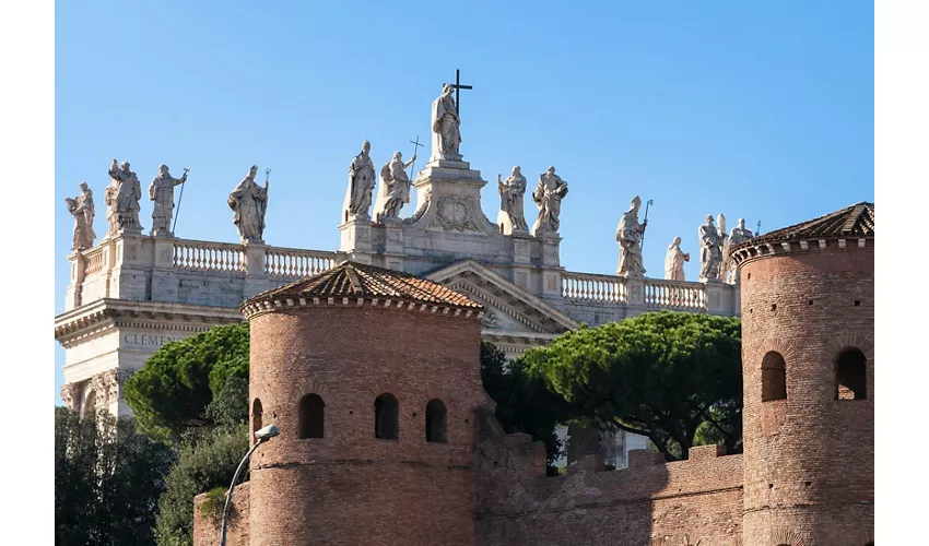 Roma: Tour guidato delle tre Basiliche Papali e della Scala Santa