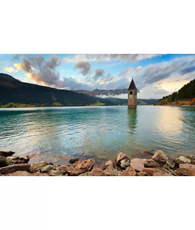 Todos los secretos del pueblo hundido de Curon, en el Tirol del Sur
