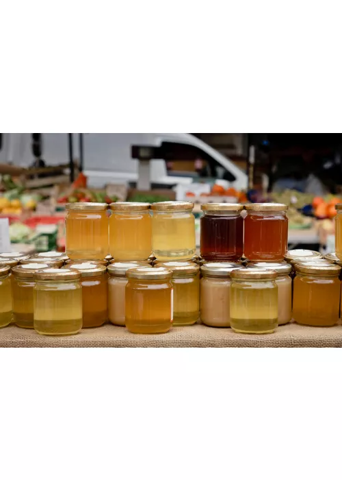 Lucanian honey: the various types of the sweet nectar of Basilicata