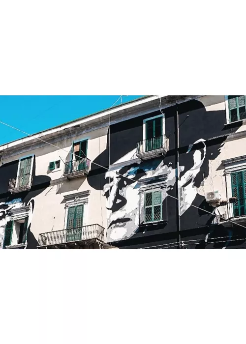 Nápoles: las paredes más bellas de la ciudad